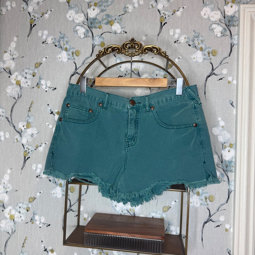 Free People Teal Green Denim Cutoff Shorts Frayed Hem Boho Size 30 OB61855-1651
